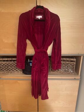 Oscar de la Renta Red Velvet Robe